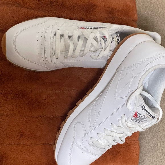 Men’s White Reeboks size 11 - Picture 3 of 6